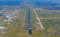 Colorado Springs Airport Runway 17R-35L and Taxiway