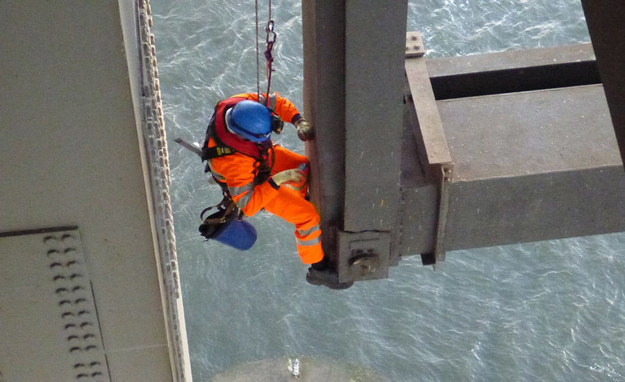 Scotland's Vital Firth of Forth Bridge Closed by Cracked Truss | 2015 ...